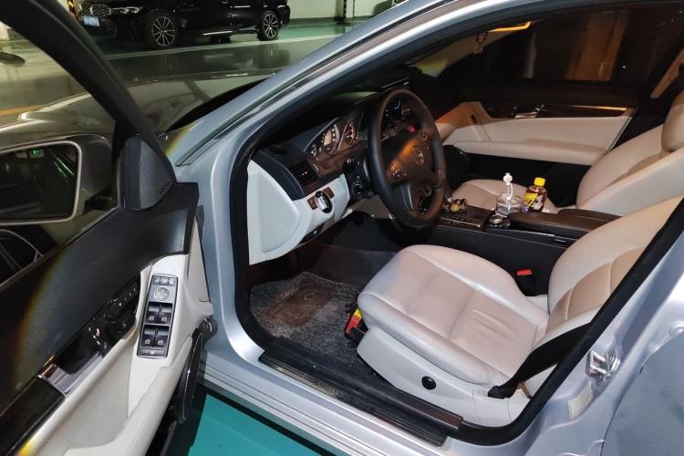 Used Mercedes-Benz C-Class 2010 C 200 CGI Fashion Model Driver Seat