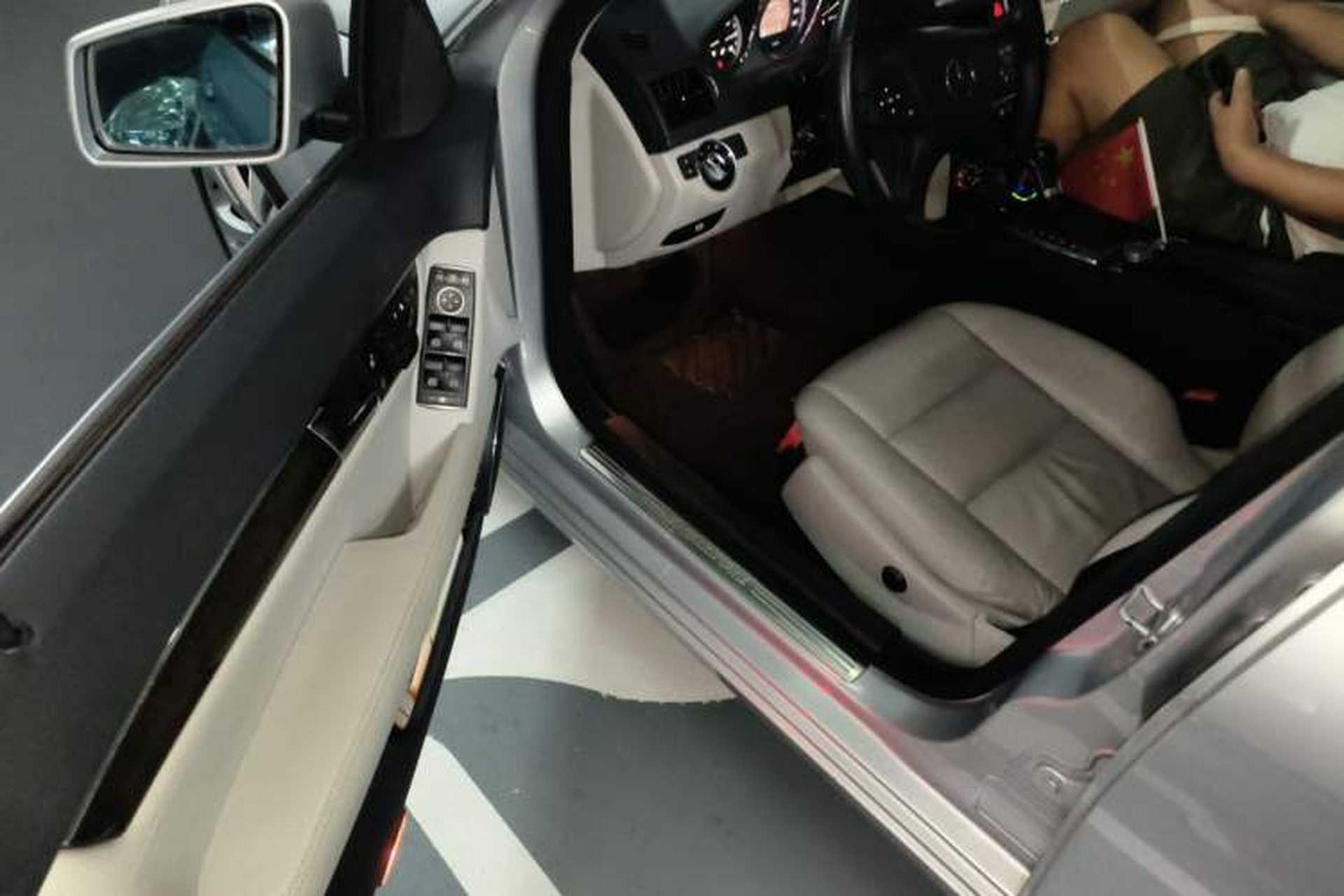 Used Mercedes-Benz C-Class 2010 C 200 CGI Fashion Model Driver Seat