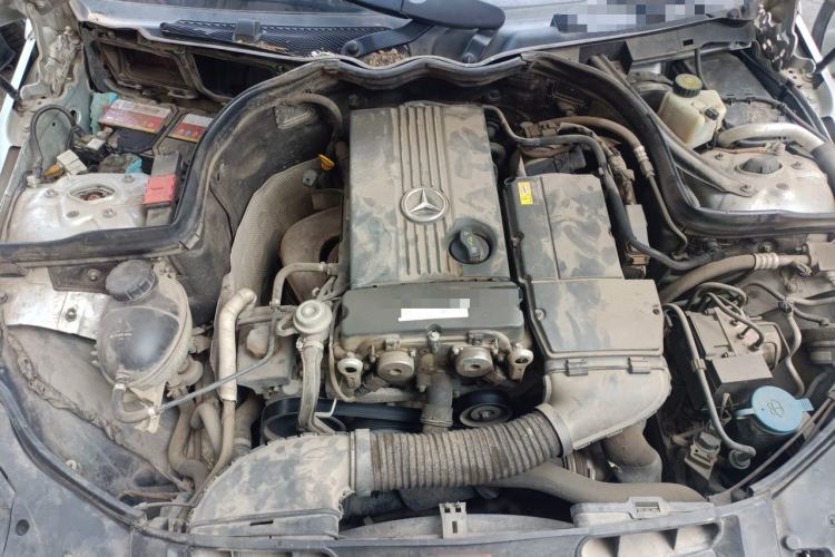 Used Mercedes-Benz C-Class 2010 C 180K Classic model Engine Bay