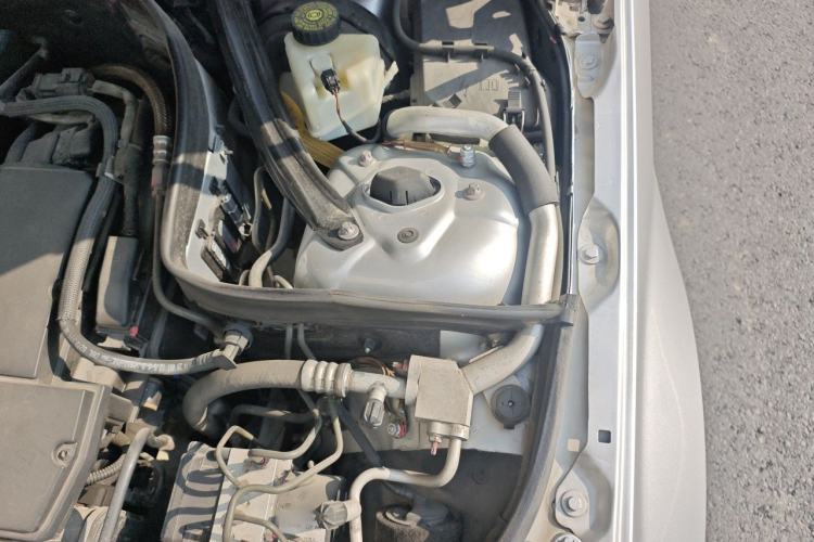 Used Mercedes-Benz C-Class 2010 C 180K Classic model Engine Bay Left
