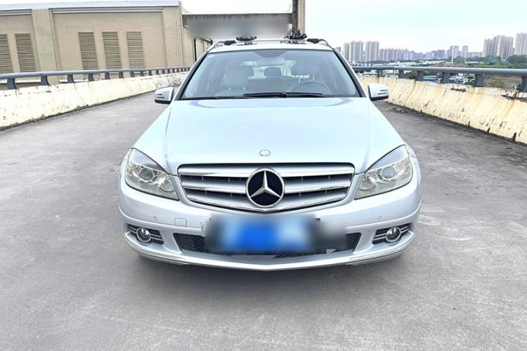 Used Mercedes-Benz C-Class 2010 C 200 CGI Estate Exterior 12