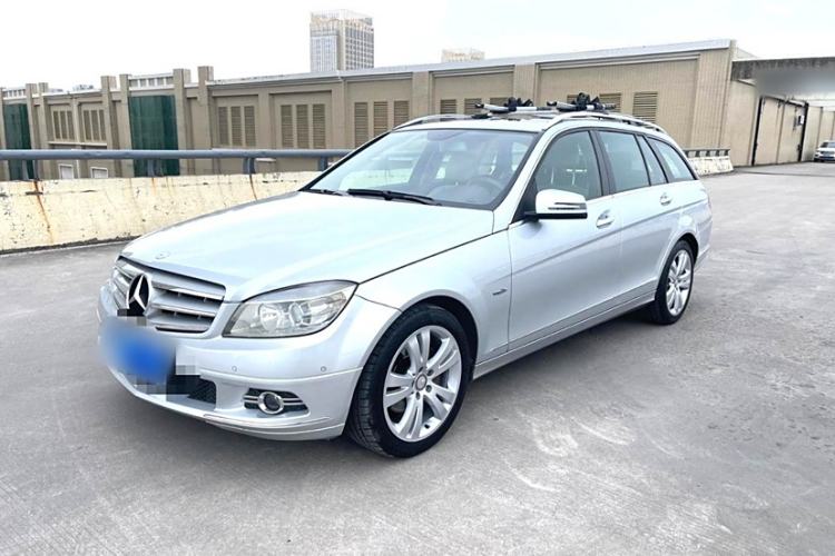 Used Mercedes-Benz C-Class 2010 C 200 CGI Estate Exterior 8