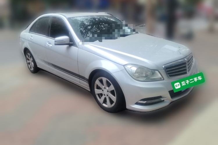 Used Mercedes-Benz C-Class 2010 C 180K Classic model Front Right 45 Deg