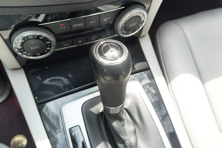 Used Mercedes-Benz C-Class 2010 C 180K Classic model Gear Lever