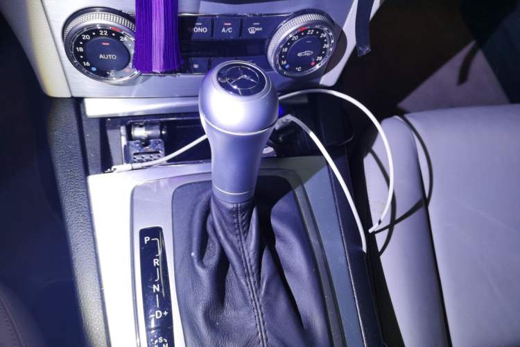 Used Mercedes-Benz C-Class 2010 C 300 Estate Gear Lever
