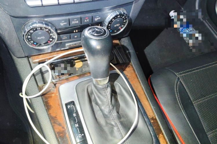 Used Mercedes-Benz C-Class 2010 C 200 CGI Elegance Model Gear Lever