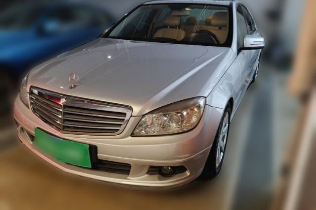 Used Mercedes-Benz C-Class 2010 C 180K Classic model