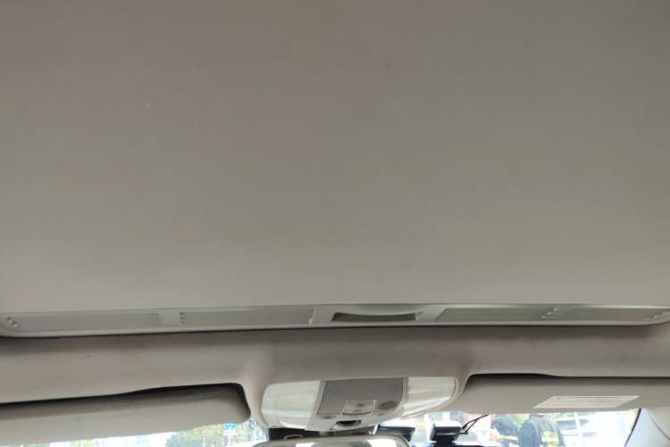 Used Mercedes-Benz C-Class 2010 C 200 CGI Elegance Model Headliner