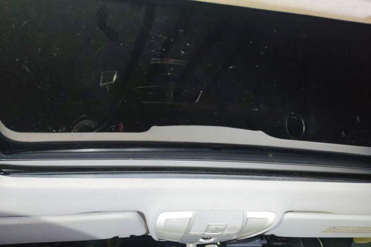 Used Mercedes-Benz C-Class 2010 C 200 CGI Elegance Model Headliner