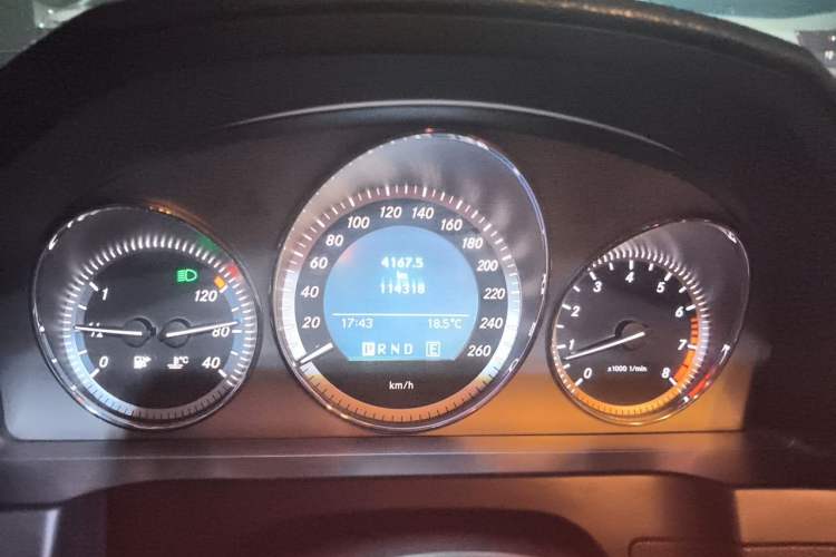 Used Mercedes-Benz C-Class 2010 C 200 CGI Fashion Model Instrument Cluster