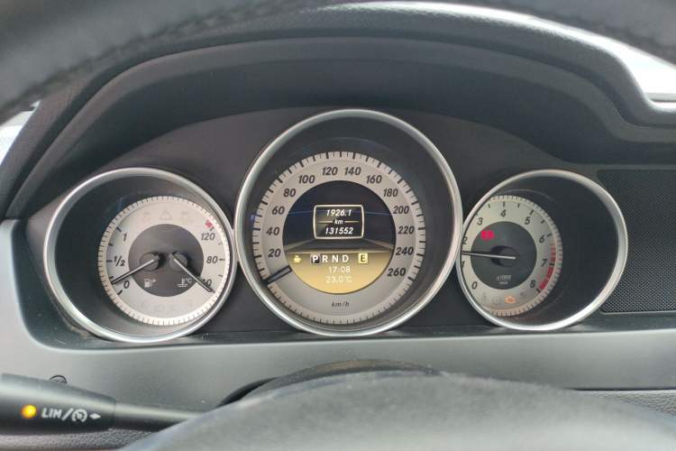 Used Mercedes-Benz C-Class 2010 C 200 CGI Fashion Model Instrument Cluster