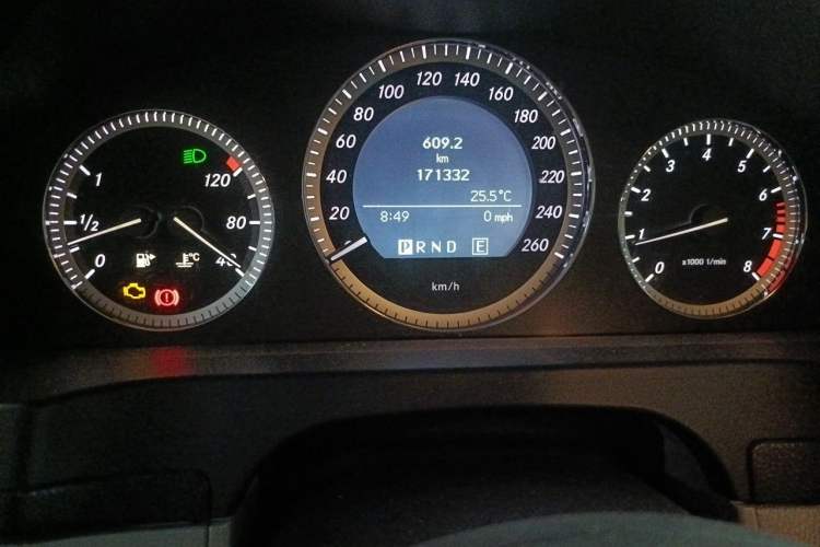 Used Mercedes-Benz C-Class 2010 C 180K Classic model Instrument Cluster