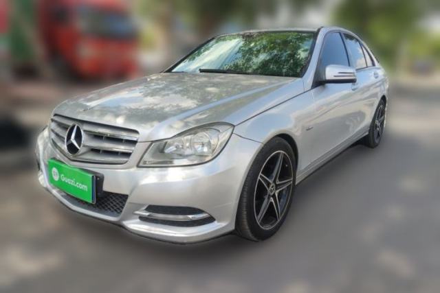 Used Mercedes-Benz C-Class 2010 C 180K Classic model