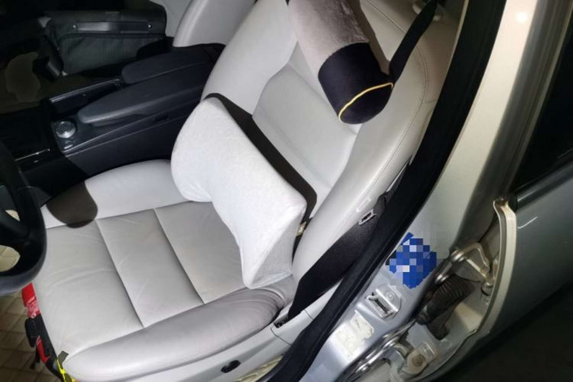 Used Mercedes-Benz C-Class 2010 C 200 CGI Fashion Model Left Front Seat
