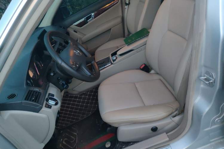 Used Mercedes-Benz C-Class 2010 C 200 CGI Elegance Model Left Front Seat