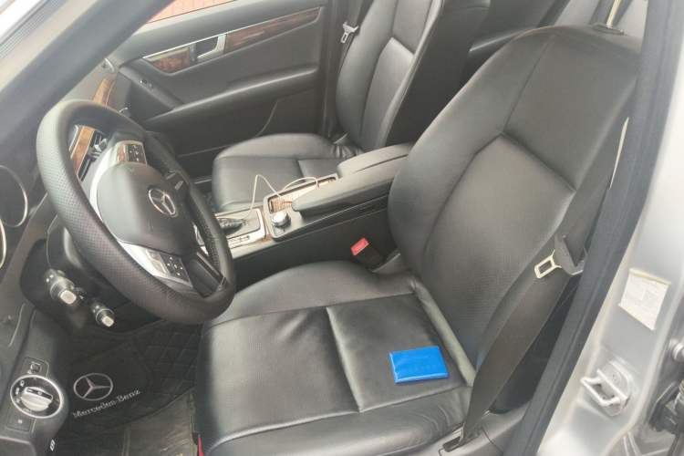 Used Mercedes-Benz C-Class 2010 C 260 CGI Fashion Model Left Front Seat