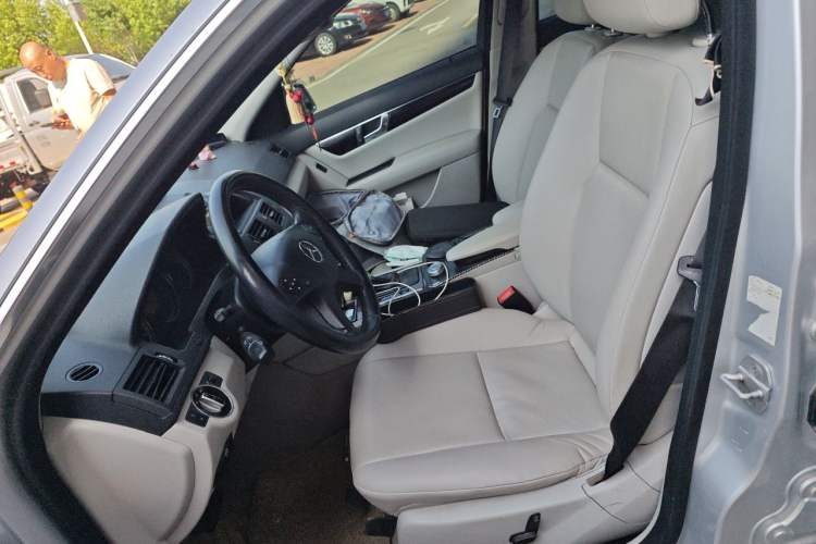 Used Mercedes-Benz C-Class 2010 C 180K Classic model Left Front Seat