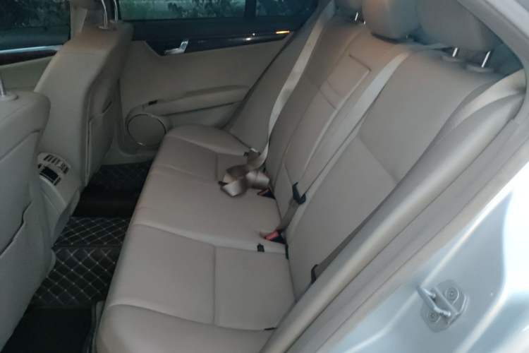 Used Mercedes-Benz C-Class 2010 C 200 CGI Elegance Model Left Rear Seat