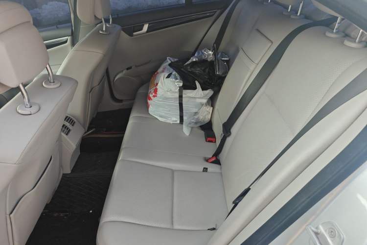 Used Mercedes-Benz C-Class 2010 C 180K Classic model Left Rear Seat