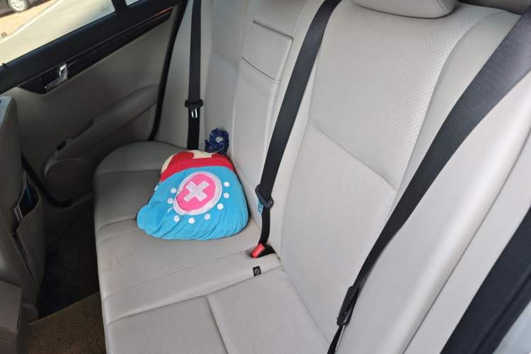 Used Mercedes-Benz C-Class 2010 C 180K Classic model Left Rear Seat