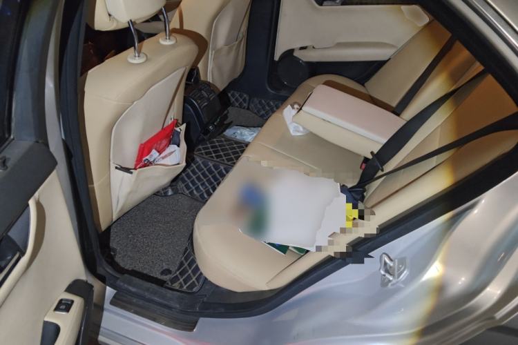 Used Mercedes-Benz C-Class 2010 C 200 CGI Fashion Model Left Rear Seat