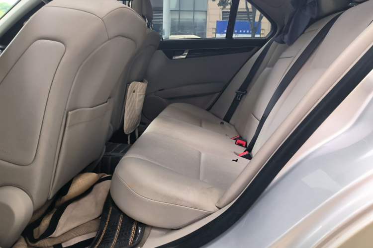 Used Mercedes-Benz C-Class 2010 C 180K Classic model Left Rear Seat