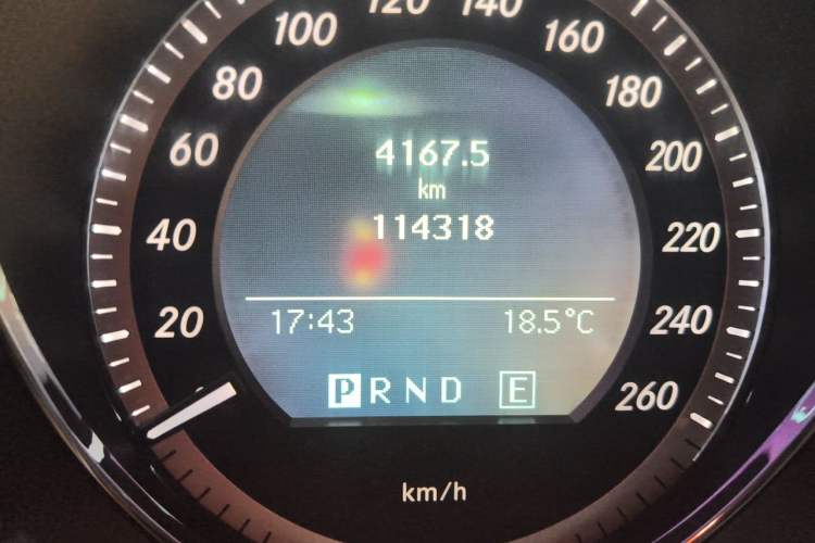 Used Mercedes-Benz C-Class 2010 C 200 CGI Fashion Model Odometer Close Up