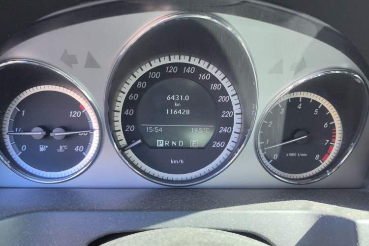 Used Mercedes-Benz C-Class 2010 C 200 CGI Fashion Model Odometer Close Up