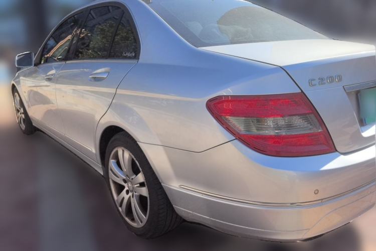 Used Mercedes-Benz C-Class 2010 C 200 CGI Fashion Model Rear Left 45 Deg