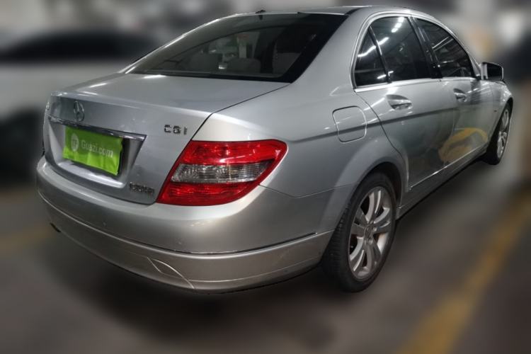 Used Mercedes-Benz C-Class 2010 C 200 CGI Fashion Model Rear Right 45 Deg