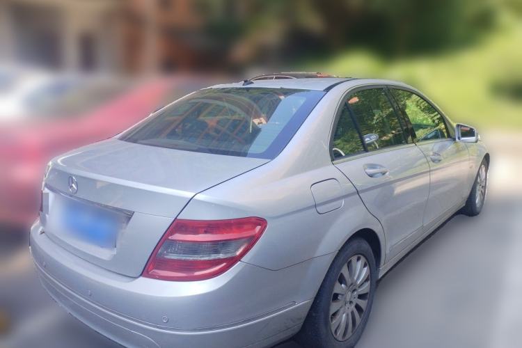 Used Mercedes-Benz C-Class 2010 C 200 CGI Elegance Model Rear Right 45 Deg
