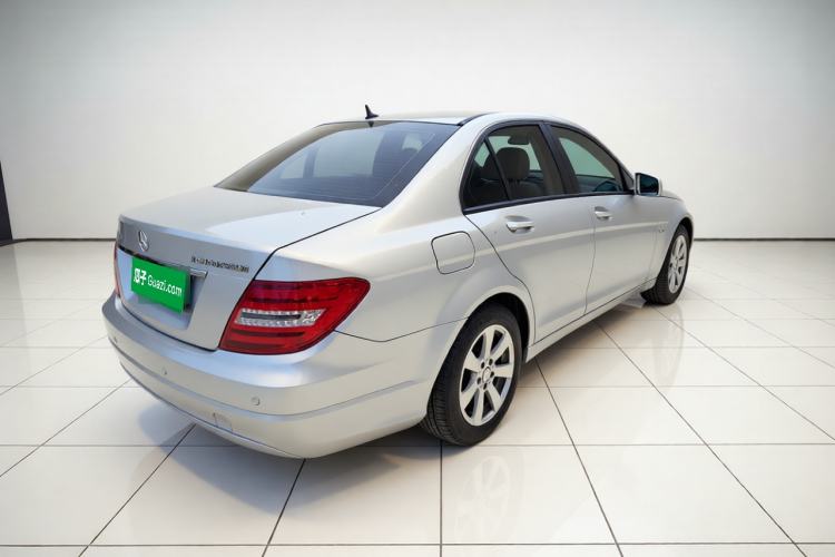 Used Mercedes-Benz C-Class 2010 C 180K Classic model Rear Right 45 Deg