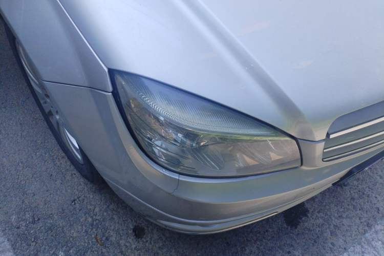 Used Mercedes-Benz C-Class 2010 C 200 CGI Elegance Model Right Front Headlight