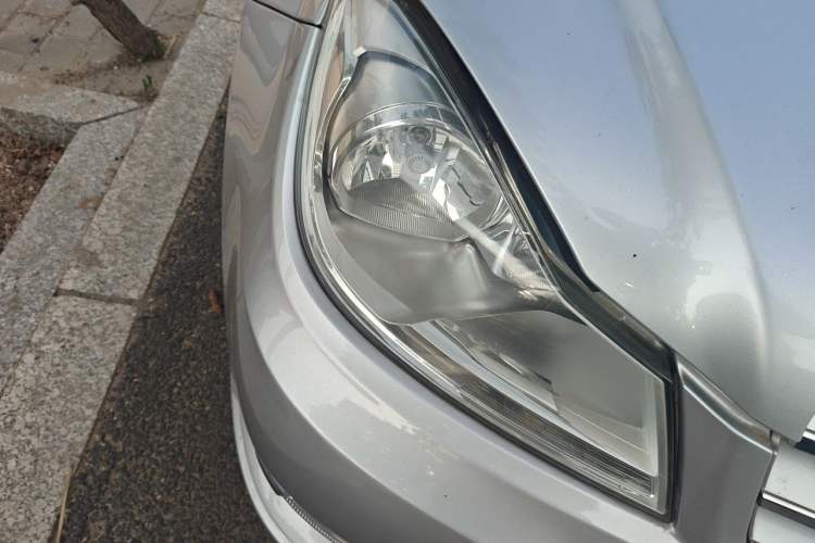 Used Mercedes-Benz C-Class 2010 C 180K Classic model Right Front Headlight