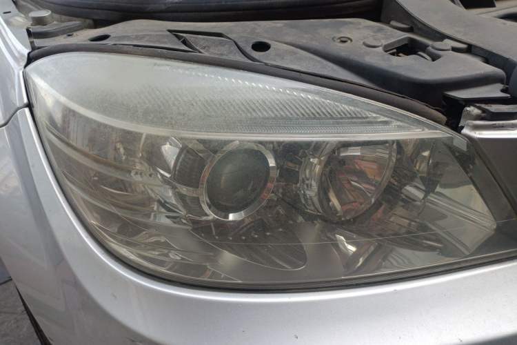 Used Mercedes-Benz C-Class 2010 C 180K Classic model Right Front Headlight