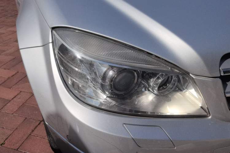 Used Mercedes-Benz C-Class 2010 C 200 CGI Fashion Model Right Front Headlight