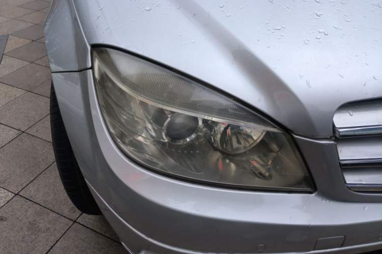 Used Mercedes-Benz C-Class 2010 C 200 CGI Elegance Model Right Front Headlight