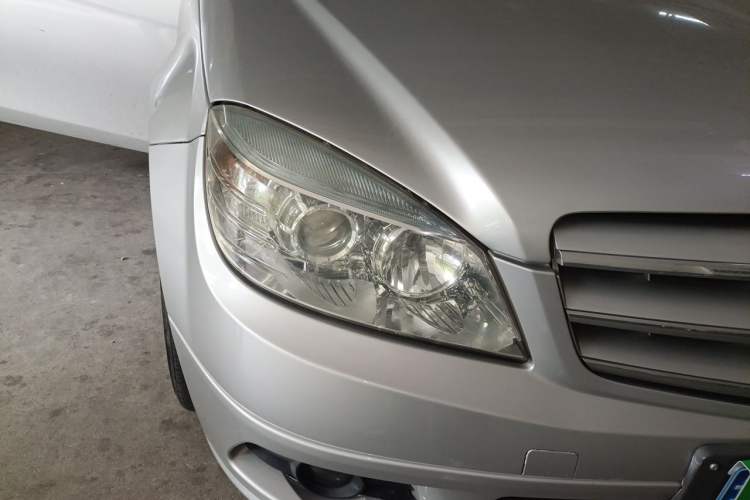 Used Mercedes-Benz C-Class 2010 C 180K Classic model Right Front Headlight