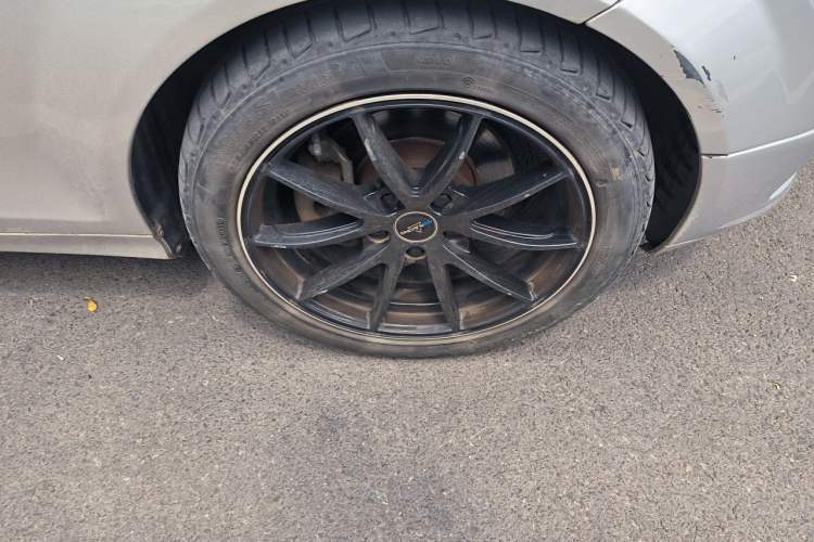 Used Mercedes-Benz C-Class 2010 C 180K Classic model Right Front Wheel Hub