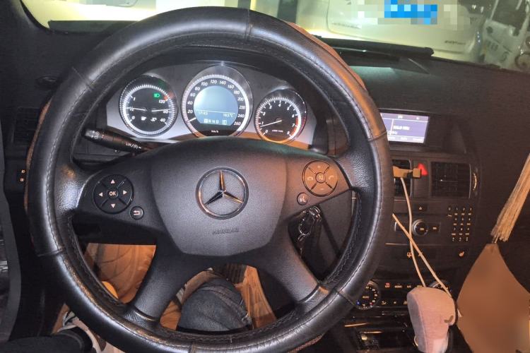 Used Mercedes-Benz C-Class 2010 C 200 CGI Fashion Model Steering Wheel