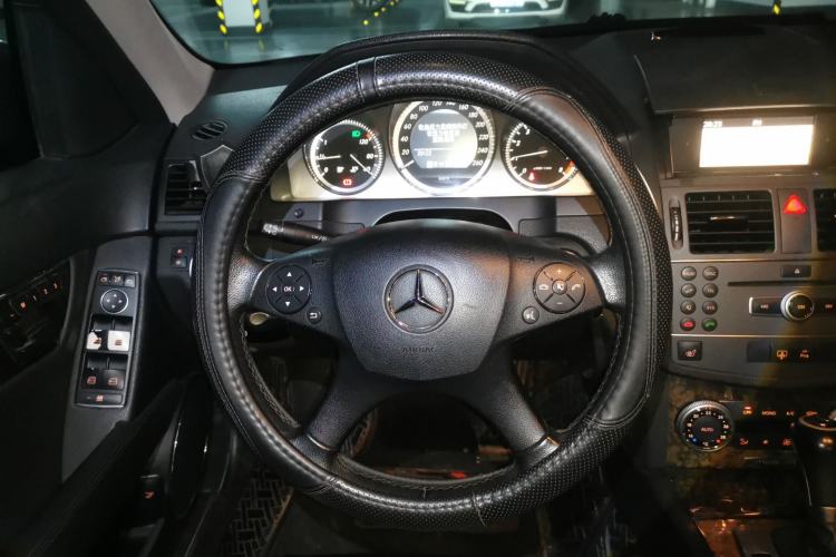 Used Mercedes-Benz C-Class 2010 C 200 CGI Fashion Model Steering Wheel