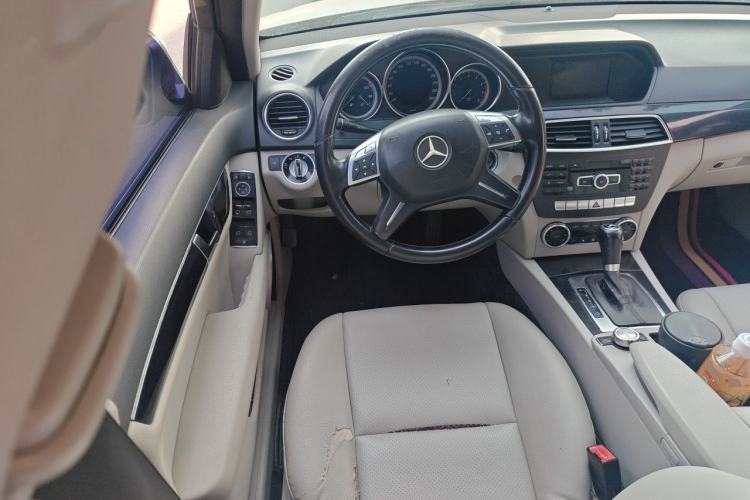 Used Mercedes-Benz C-Class 2010 C 180K Classic model Steering Wheel