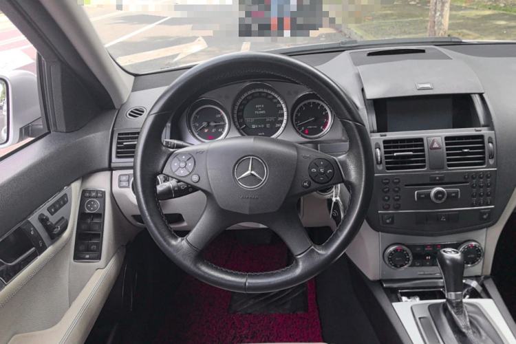 Used Mercedes-Benz C-Class 2010 C 200 CGI Estate Steering Wheel