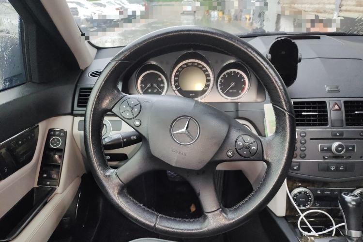 Used Mercedes-Benz C-Class 2010 C 260 CGI Sport Edition Steering Wheel
