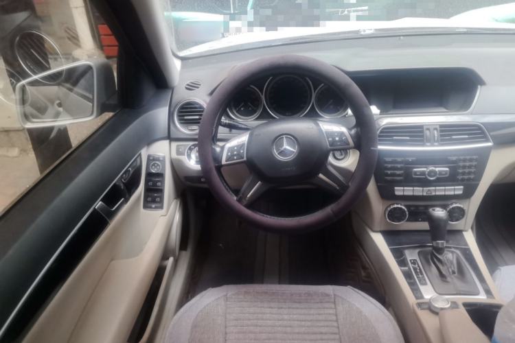 Used Mercedes-Benz C-Class 2010 C 180K Classic model Steering Wheel