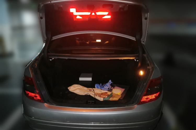 Used Mercedes-Benz C-Class 2010 C 200 CGI Fashion Model Trunk