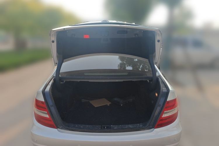 Used Mercedes-Benz C-Class 2010 C 180K Classic model Trunk