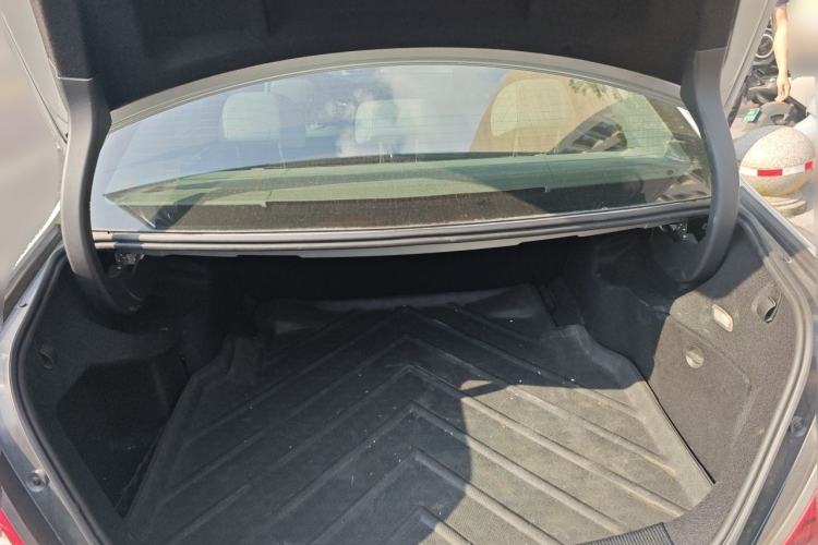 Used Mercedes-Benz C-Class 2010 C 180K Classic model Trunk