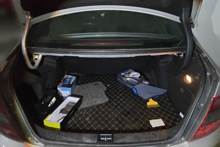 Used Mercedes-Benz C-Class 2010 C 200 CGI Fashion Model Trunk