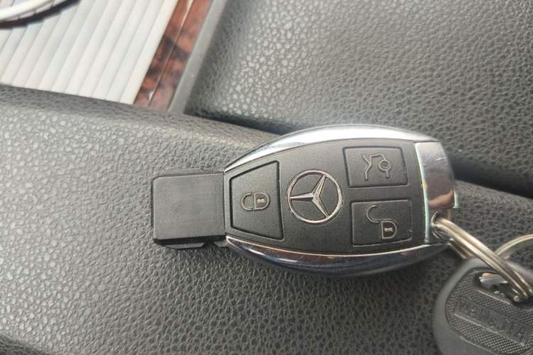 Used Mercedes-Benz C-Class 2010 C 260 CGI Fashion Model Vehicle Key